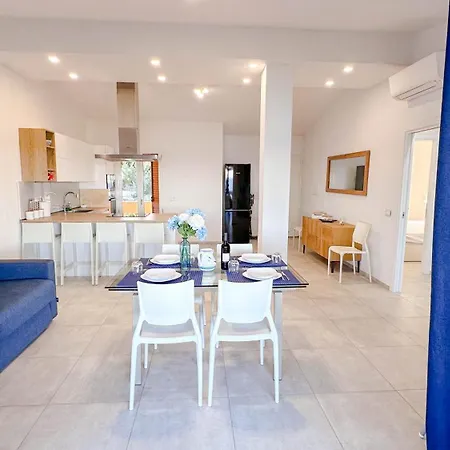 Mama House Con Vista Mare Apartment *