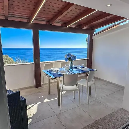 Mama House Con Vista Mare Apartment